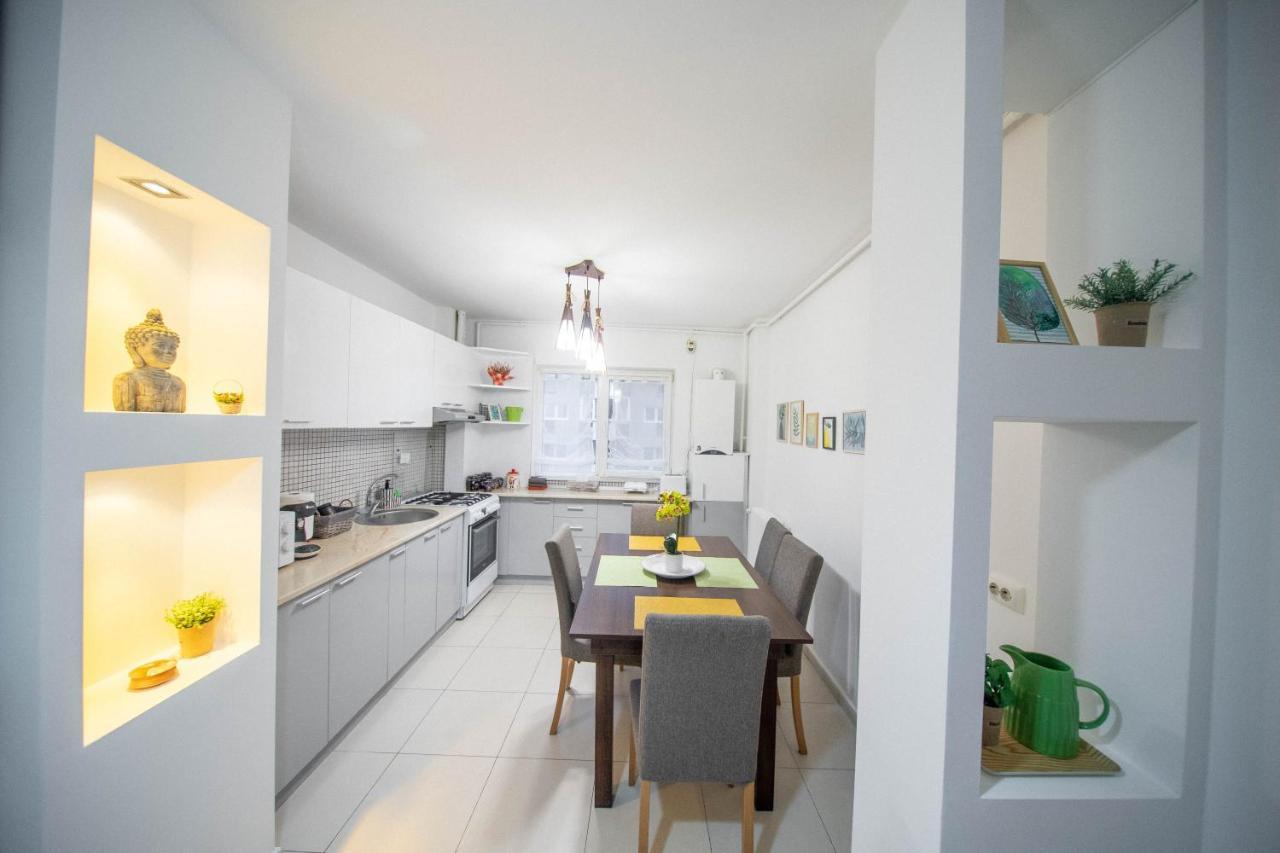 Maria Residence Arad Extérieur photo